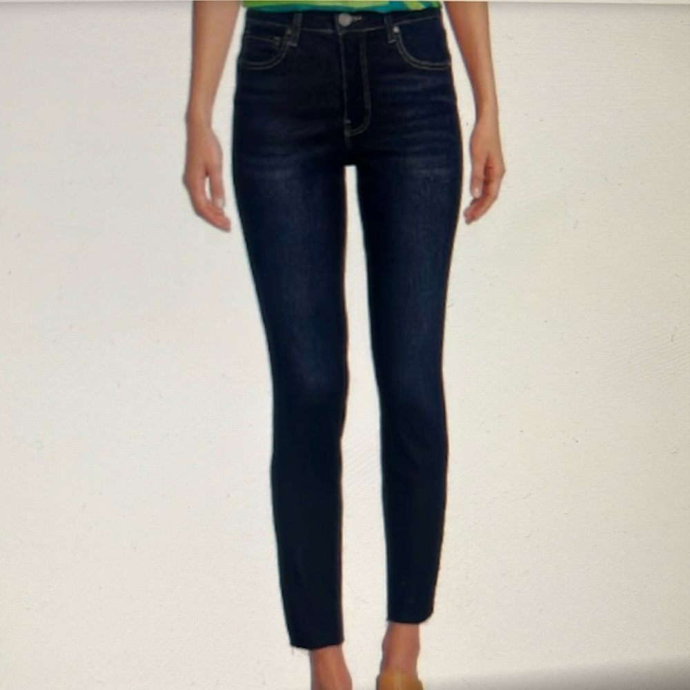 Kut From the Kloth. Connie High Rise FAB AB Ankle Skinny.